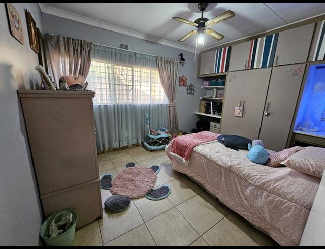 3 BEDROOM HOUSE FOR SALE IN ANNLIN